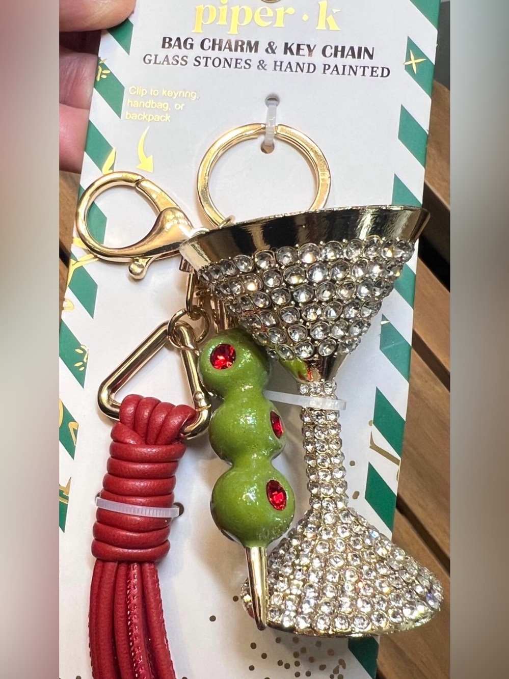PIPER K sparkly MARTINI
Glass and Olives Bag Charm & Key
Chain-NWT - Picture 3 of 7